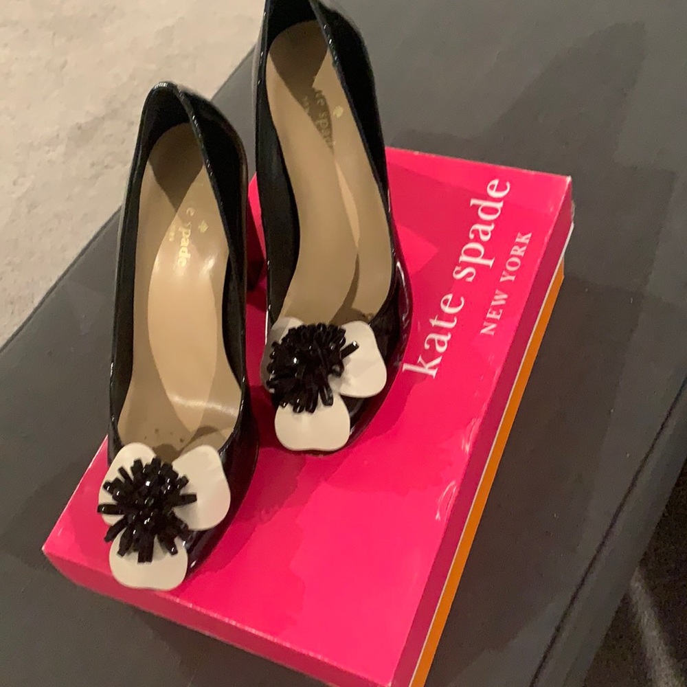 Kate Spade pumps - Picture 1 of 3
